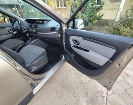 Бежевый Рено Гранд Сценик, объемом двигателя 1.5 л и пробегом 275 тыс. км за 7750 $, фото 11 на Automoto.ua