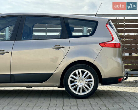 Бежевый Рено Гранд Сценик, объемом двигателя 1.5 л и пробегом 186 тыс. км за 9450 $, фото 12 на Automoto.ua