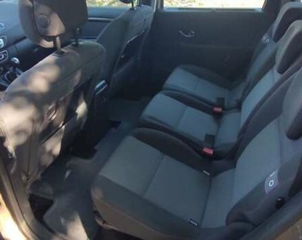 Бежевый Рено Гранд Сценик, объемом двигателя 1.5 л и пробегом 220 тыс. км за 9500 $, фото 7 на Automoto.ua