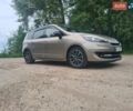 Бежевий Рено Гранд Сценік, об'ємом двигуна 1.5 л та пробігом 261 тис. км за 8900 $, фото 1 на Automoto.ua