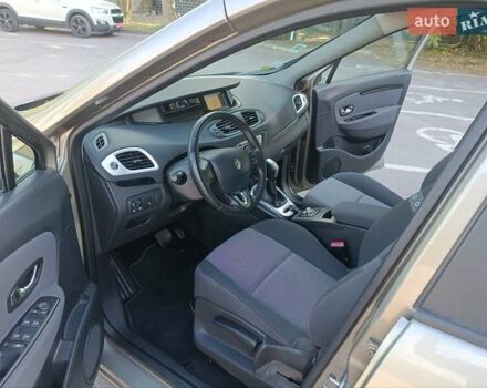 Бежевый Рено Гранд Сценик, объемом двигателя 1.5 л и пробегом 228 тыс. км за 8999 $, фото 18 на Automoto.ua