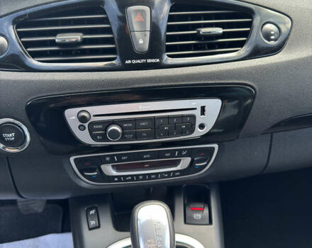 Бежевый Рено Гранд Сценик, объемом двигателя 2 л и пробегом 241 тыс. км за 13000 $, фото 39 на Automoto.ua