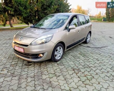 Бежевый Рено Гранд Сценик, объемом двигателя 1.5 л и пробегом 228 тыс. км за 8999 $, фото 2 на Automoto.ua