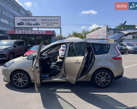 Бежевый Рено Гранд Сценик, объемом двигателя 2 л и пробегом 241 тыс. км за 13000 $, фото 17 на Automoto.ua