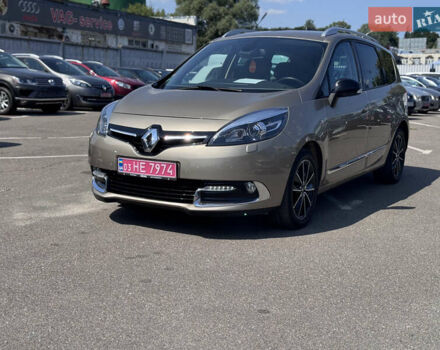 Бежевый Рено Гранд Сценик, объемом двигателя 2 л и пробегом 241 тыс. км за 13000 $, фото 2 на Automoto.ua