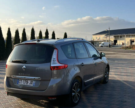 Бежевый Рено Гранд Сценик, объемом двигателя 1.6 л и пробегом 171 тыс. км за 10200 $, фото 8 на Automoto.ua