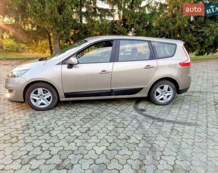 Бежевий Рено Гранд Сценік, об'ємом двигуна 1.5 л та пробігом 230 тис. км за 8800 $, фото 14 на Automoto.ua