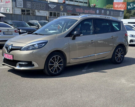 Бежевый Рено Гранд Сценик, объемом двигателя 2 л и пробегом 241 тыс. км за 13000 $, фото 3 на Automoto.ua