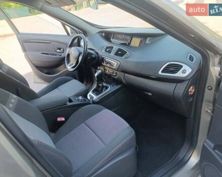 Бежевий Рено Гранд Сценік, об'ємом двигуна 1.5 л та пробігом 230 тис. км за 8800 $, фото 10 на Automoto.ua