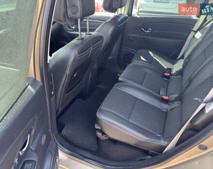 Бежевый Рено Гранд Сценик, объемом двигателя 2 л и пробегом 241 тыс. км за 13000 $, фото 30 на Automoto.ua