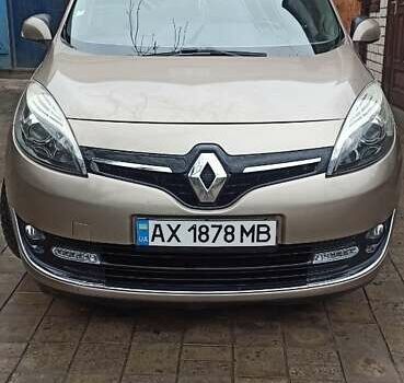 Бежевий Рено Гранд Сценік, об'ємом двигуна 1.5 л та пробігом 230 тис. км за 9300 $, фото 4 на Automoto.ua