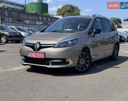 Бежевый Рено Гранд Сценик, объемом двигателя 2 л и пробегом 241 тыс. км за 13000 $, фото 10 на Automoto.ua