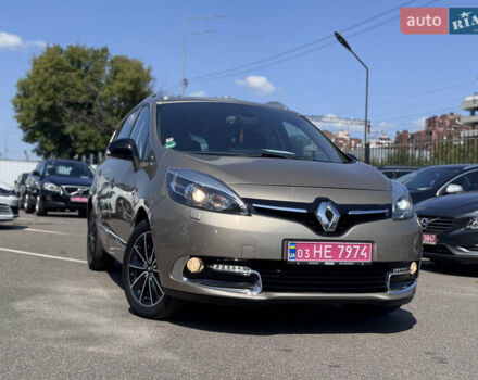 Бежевый Рено Гранд Сценик, объемом двигателя 2 л и пробегом 241 тыс. км за 13000 $, фото 14 на Automoto.ua