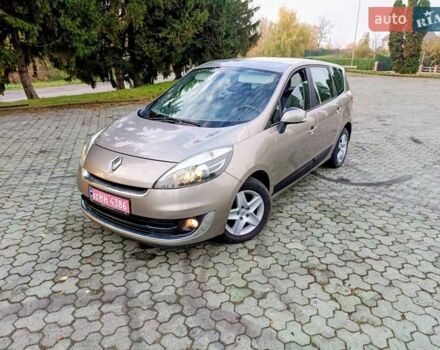 Бежевий Рено Гранд Сценік, об'ємом двигуна 1.5 л та пробігом 230 тис. км за 8800 $, фото 8 на Automoto.ua