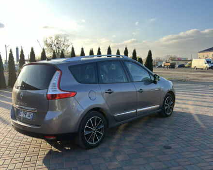 Бежевый Рено Гранд Сценик, объемом двигателя 1.6 л и пробегом 171 тыс. км за 10200 $, фото 6 на Automoto.ua