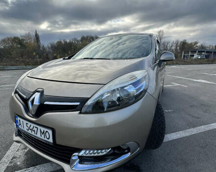 Бежевый Рено Гранд Сценик, объемом двигателя 1.46 л и пробегом 245 тыс. км за 8000 $, фото 1 на Automoto.ua