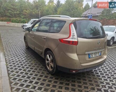 Бежевий Рено Гранд Сценік, об'ємом двигуна 1.5 л та пробігом 222 тис. км за 7500 $, фото 8 на Automoto.ua