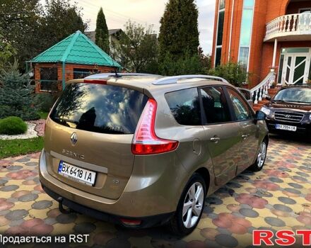 Бежевий Рено Гранд Сценік, об'ємом двигуна 1.5 л та пробігом 230 тис. км за 10850 $, фото 4 на Automoto.ua