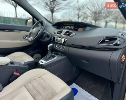 Бежевий Рено Гранд Сценік, об'ємом двигуна 1.5 л та пробігом 131 тис. км за 12800 $, фото 41 на Automoto.ua