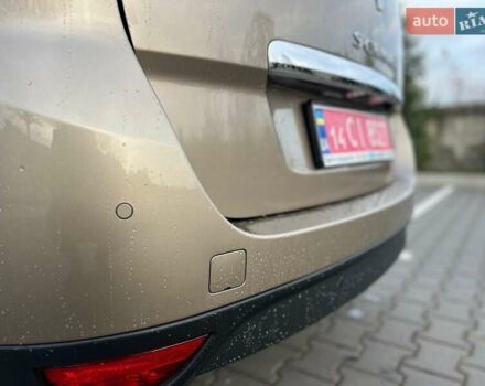 Бежевий Рено Гранд Сценік, об'ємом двигуна 1.5 л та пробігом 131 тис. км за 12800 $, фото 13 на Automoto.ua