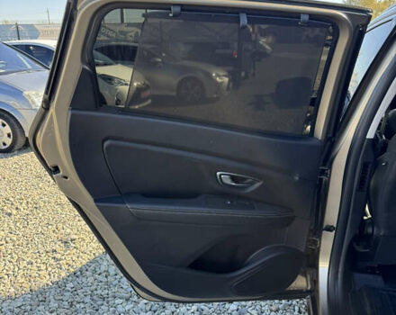 Бежевий Рено Гранд Сценік, об'ємом двигуна 1.5 л та пробігом 200 тис. км за 15900 $, фото 21 на Automoto.ua