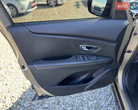 Бежевий Рено Гранд Сценік, об'ємом двигуна 1.5 л та пробігом 200 тис. км за 15900 $, фото 17 на Automoto.ua