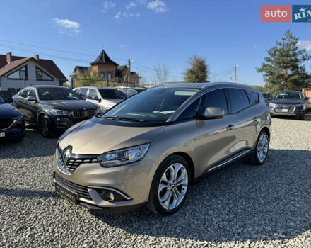 Бежевий Рено Гранд Сценік, об'ємом двигуна 1.5 л та пробігом 200 тис. км за 15900 $, фото 6 на Automoto.ua