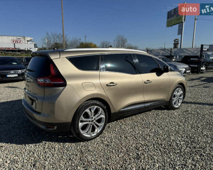 Бежевий Рено Гранд Сценік, об'ємом двигуна 1.5 л та пробігом 200 тис. км за 15900 $, фото 15 на Automoto.ua