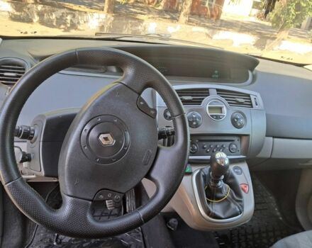 Бежевый Рено Гранд Сценик, объемом двигателя 2 л и пробегом 220 тыс. км за 4200 $, фото 6 на Automoto.ua