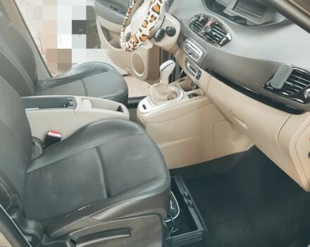 Бежевый Рено Гранд Сценик, объемом двигателя 1.5 л и пробегом 381 тыс. км за 8200 $, фото 3 на Automoto.ua