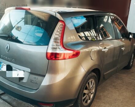 Бежевый Рено Гранд Сценик, объемом двигателя 1.5 л и пробегом 381 тыс. км за 8200 $, фото 1 на Automoto.ua