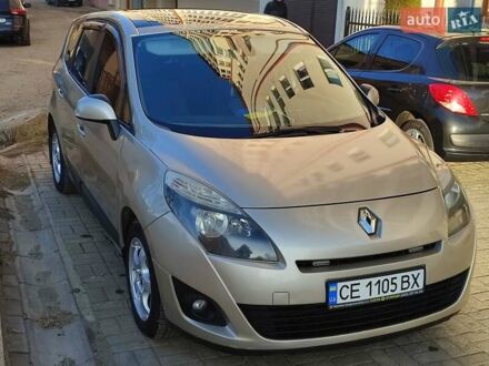 Бежевий Рено Гранд Сценік, об'ємом двигуна 1.5 л та пробігом 310 тис. км за 7100 $, фото 1 на Automoto.ua