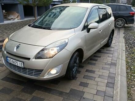 Бежевий Рено Гранд Сценік, об'ємом двигуна 1.4 л та пробігом 280 тис. км за 5999 $, фото 1 на Automoto.ua