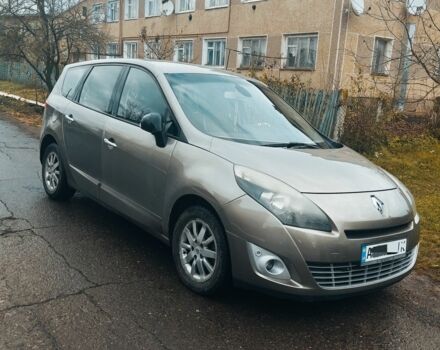Рено Гранд Сценик 2011 в Коломые на Automoto.ua Бежевый Рено Гранд Сценик, объемом двигателя 1.5 л и пробегом 381 тыс. км за 8200 $, фото 1 на Automoto.ua