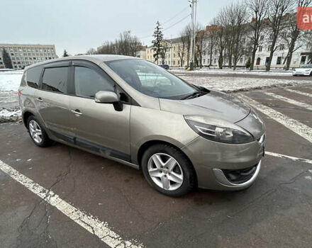 Бежевый Рено Гранд Сценик, объемом двигателя 1.5 л и пробегом 348 тыс. км за 8700 $, фото 1 на Automoto.ua