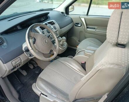 Черный Рено Гранд Сценик, объемом двигателя 1.9 л и пробегом 484 тыс. км за 4950 $, фото 3 на Automoto.ua