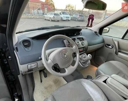 Черный Рено Гранд Сценик, объемом двигателя 1.6 л и пробегом 201 тыс. км за 4450 $, фото 9 на Automoto.ua