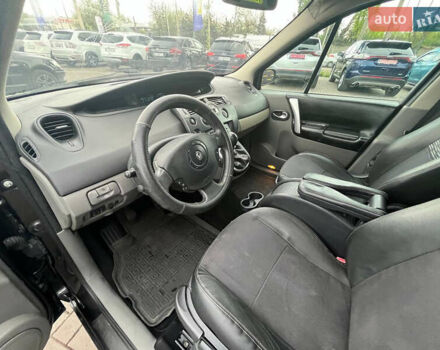 Черный Рено Гранд Сценик, объемом двигателя 1.9 л и пробегом 283 тыс. км за 4000 $, фото 8 на Automoto.ua