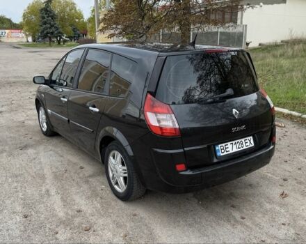 Черный Рено Гранд Сценик, объемом двигателя 2 л и пробегом 280 тыс. км за 4450 $, фото 5 на Automoto.ua