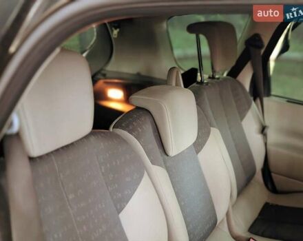 Черный Рено Гранд Сценик, объемом двигателя 1.6 л и пробегом 288 тыс. км за 4500 $, фото 12 на Automoto.ua