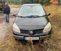 Черный Рено Гранд Сценик, объемом двигателя 2 л и пробегом 250 тыс. км за 1600 $, фото 1 на Automoto.ua