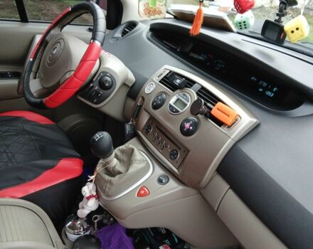 Чорний Рено Гранд Сценік, об'ємом двигуна 2 л та пробігом 270 тис. км за 6200 $, фото 4 на Automoto.ua