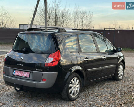 Черный Рено Гранд Сценик, объемом двигателя 2 л и пробегом 211 тыс. км за 5600 $, фото 17 на Automoto.ua