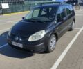 Черный Рено Гранд Сценик, объемом двигателя 1.6 л и пробегом 240 тыс. км за 4700 $, фото 1 на Automoto.ua