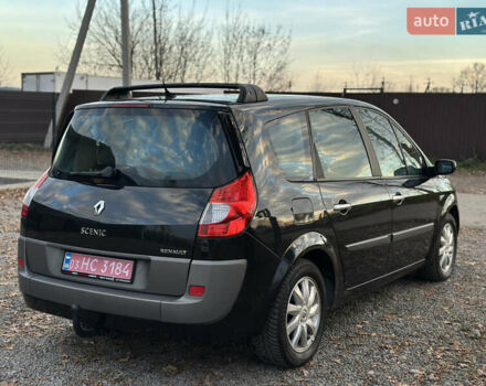 Черный Рено Гранд Сценик, объемом двигателя 2 л и пробегом 211 тыс. км за 5600 $, фото 16 на Automoto.ua