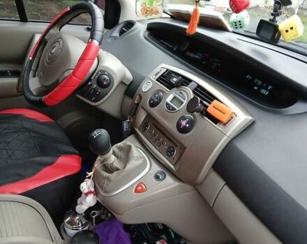 Черный Рено Гранд Сценик, объемом двигателя 2 л и пробегом 270 тыс. км за 6200 $, фото 3 на Automoto.ua