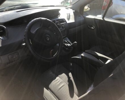 Черный Рено Гранд Сценик, объемом двигателя 1.9 л и пробегом 350 тыс. км за 1750 $, фото 5 на Automoto.ua