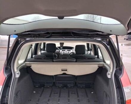 Черный Рено Гранд Сценик, объемом двигателя 2 л и пробегом 232 тыс. км за 5850 $, фото 19 на Automoto.ua