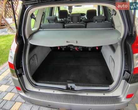 Чорний Рено Гранд Сценік, об'ємом двигуна 1.6 л та пробігом 240 тис. км за 5350 $, фото 50 на Automoto.ua