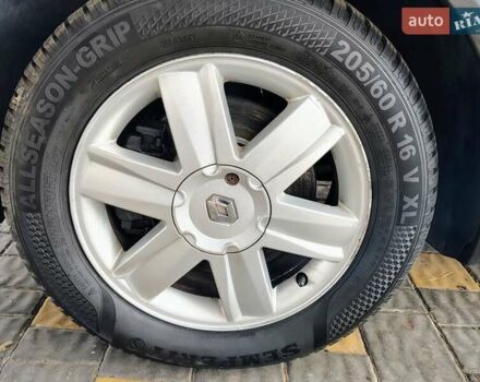 Чорний Рено Гранд Сценік, об'ємом двигуна 1.6 л та пробігом 240 тис. км за 5350 $, фото 35 на Automoto.ua